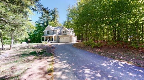 50 Chestnut Heights Rd, Gray, ME 04039-7793