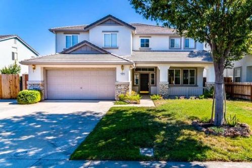 757 Dody Dr, Manteca, CA 95337-8973