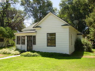 114 3rd Ave, Ault, CO 80610-9672