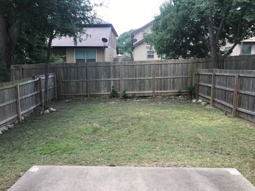 1805 Constantino Cir, Austin TX  78745-4172 exterior