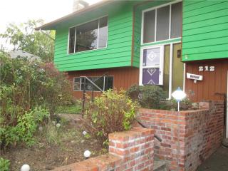 212 Bridge Way, Everett, WA 98201-1132
