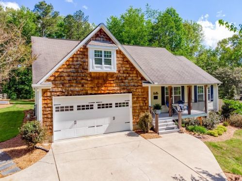 69 Blakes Ln, White Stone, GA 30175-6601