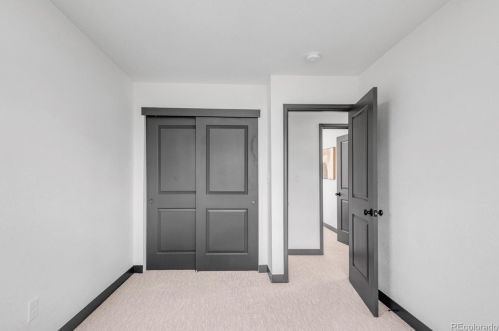 6243 Niagara Way, Englewood CO 80111-4443 exterior