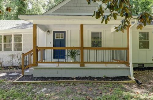 2310 Beecher Cir, Atlanta GA  30311-2506 exterior