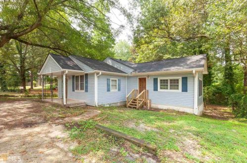 4449 Craig Dr, Ellenwood, GA 30294-2212
