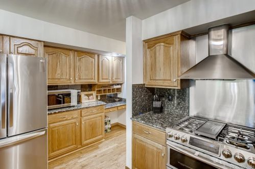 9015 Colorado Cir, Denver CO  80231-2923 exterior