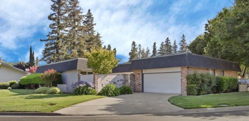 3729 Merrimac Cir, Stockton, CA 95219-3608