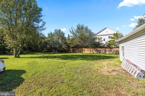 7319 Beverly Park, Springfield VA  22150-3162 exterior