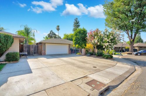 2025 La Villa Rose Ct, Modesto, CA 95350-3128