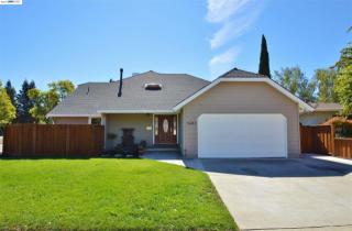 5685 Paseo Navarro, Pleasanton, CA 94566-5835