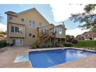 2392 Wildwood Dr, Prior Lake, MN 55379-8505