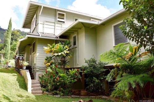 3618 Alani Dr, Honolulu HI  96822-1414 exterior