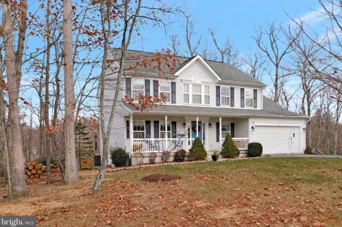 71 Scadlock Ct, Hedgesville, WV 25427-4319