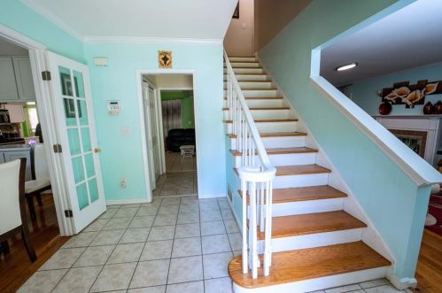 3620 Victoria Dr, Stone Mountain, GA 30083-4051