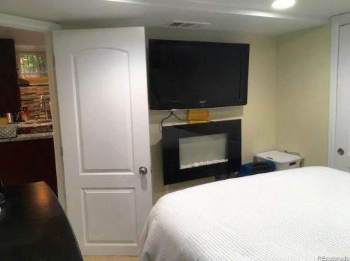 1107 Downing St, Denver CO  80218-5200 exterior