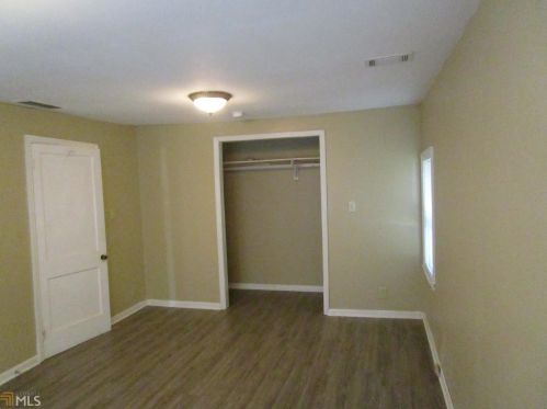 266 Hwy 138, Stockbridge GA 30281-4171 exterior