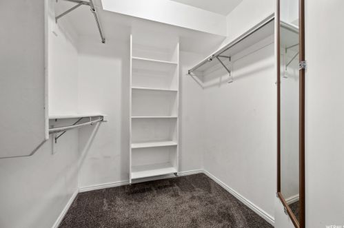 9229 Jefferson Cv, Sandy UT exterior