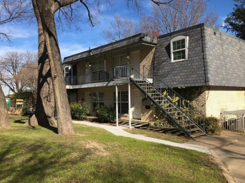 1620 Handley Dr, Dallas, TX 75208-2334
