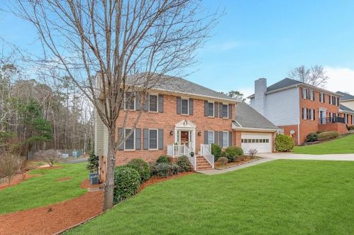 4993 Oak Leaf Ter, Stone Mountain, GA 30087-3279