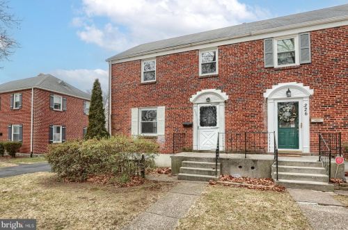 330 Rumson Dr, Harrisburg, PA 17104-1538