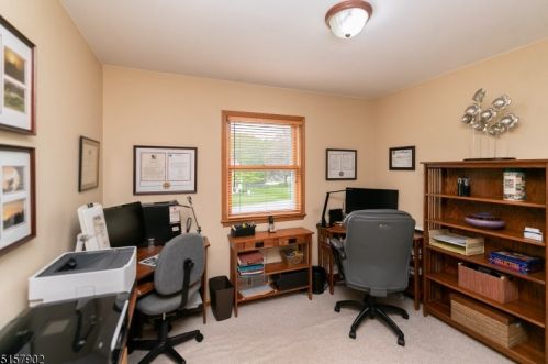 15 Mdw Ln, Hackettstown NJ  07840-4143 exterior