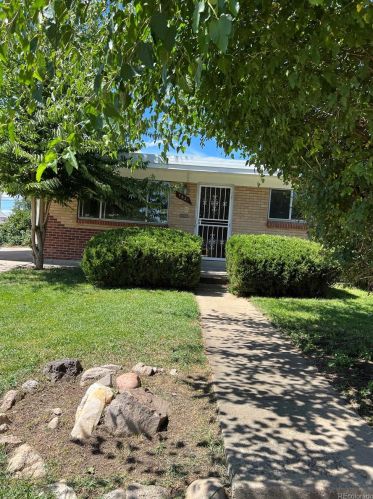 7821 Julian St, Westminster CO  80030-4232 exterior