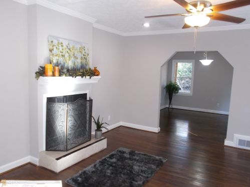717 Smokey Rd, Newnan, GA 30263-3068