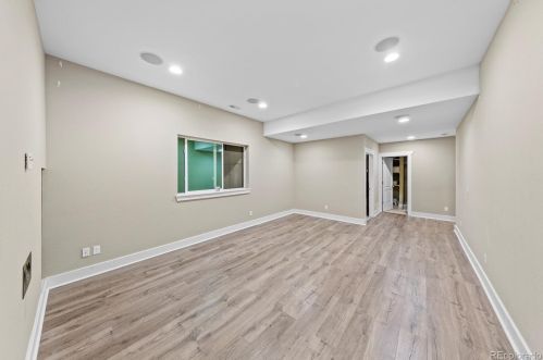 2907 Ironton St, Denver CO  80238-3215 exterior
