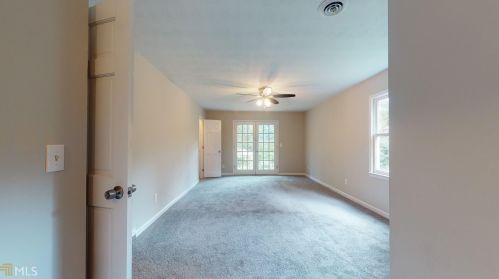 4100 Coatsworth Dr, Rex GA 30273-1500 exterior