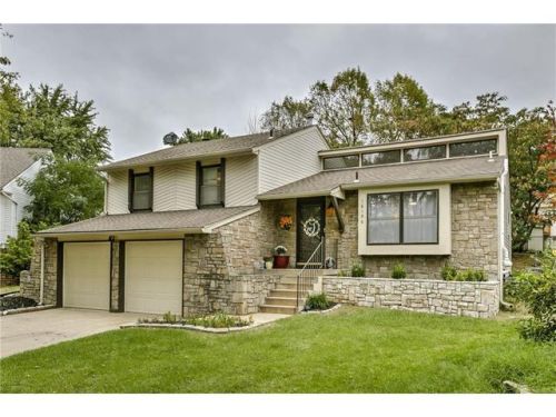 16106 Indian Creek Pkwy, Olathe, KS 66062-4218