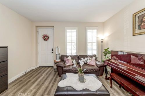 9 Carmichael, Irvine CA  92602-0939 exterior