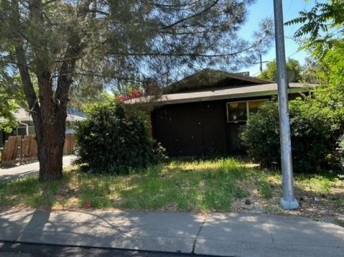 1052 Porter Ave, Stockton, CA 95207-4212
