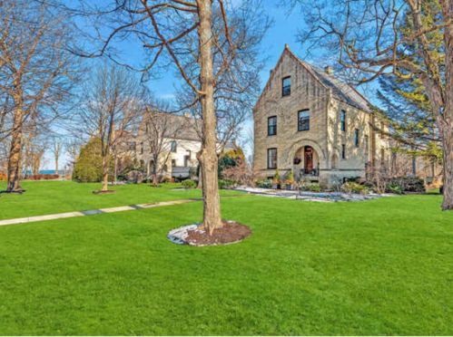 50 Logan Loop, Highland Park, IL 60035-5903