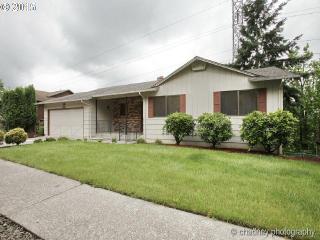 695 Battaglia Ave, Damascus, OR 97030