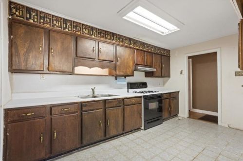 515 Hascall Rd, Atlanta GA  30309-2227 exterior