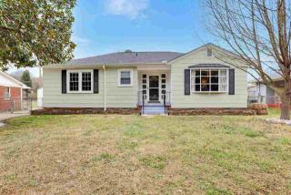 316 Langston Dr, Greenville, SC 29617-7641
