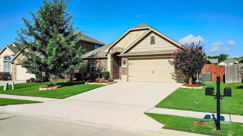 7417 Innisbrook Ln, Fort Worth TX  76179-4823 exterior