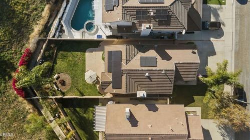 3072 Lamplighter St, Simi Valley CA  93065-5287 exterior