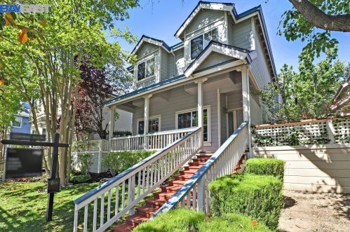 1069 Division St, Pleasanton, CA 94566-6400