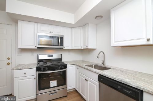 1162 33 St, Camden NJ  08105-4305 exterior