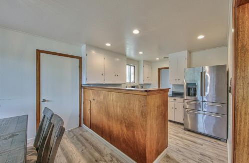 1024 Highland St, Seaside CA 93955-6103 exterior