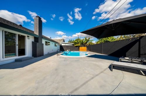 2201 Spinnaker St, Santa Ana CA  92706-1320 exterior