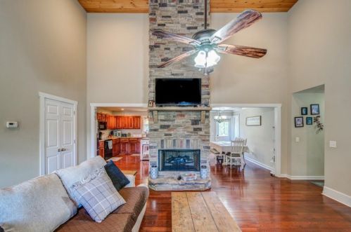 210 Gordon Rd, Big Canoe GA  30143-1021 exterior