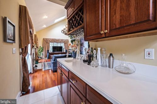 468 State Rd, Princeton NJ  08540-1412 exterior