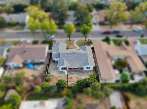 951 Mariposa Ave, Stockton, CA 95204-3016