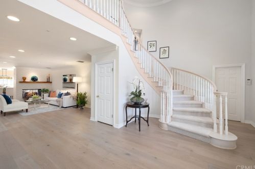 1531 Rodeo Rd, Arcadia, CA 91006-1804