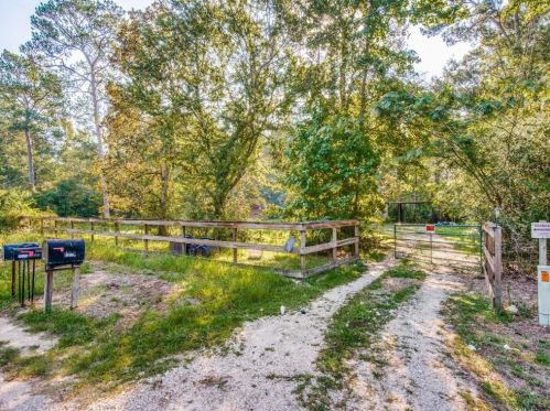 10538 Newton Cir, Conroe TX  77303-3238 exterior