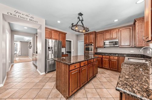 26228 Whispering Woods Cir, Plainfield IL  60585-2658 exterior