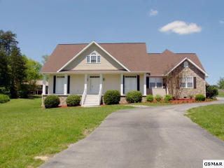 249 New Center Rd, Pigeon Forge, TN 37876-2169
