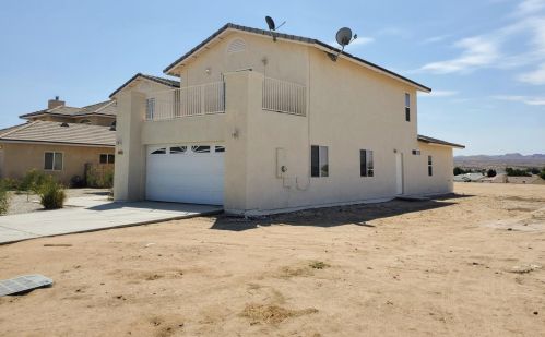 26989 Lakeview Dr, Helendale, CA 92342-7808